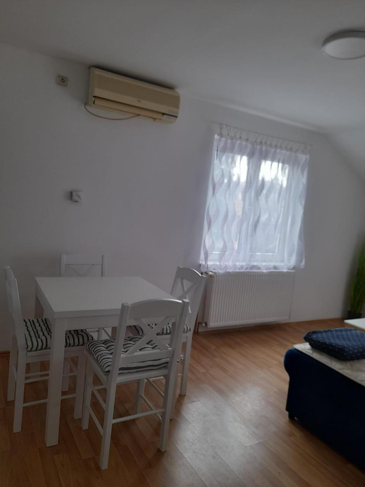 Apartman Giovanni Аранделовац Экстерьер фото